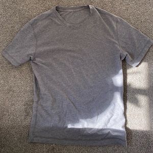 super soft grey lululemon men’s shirt
